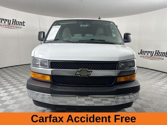 2018 chevrolet express 3500 lt