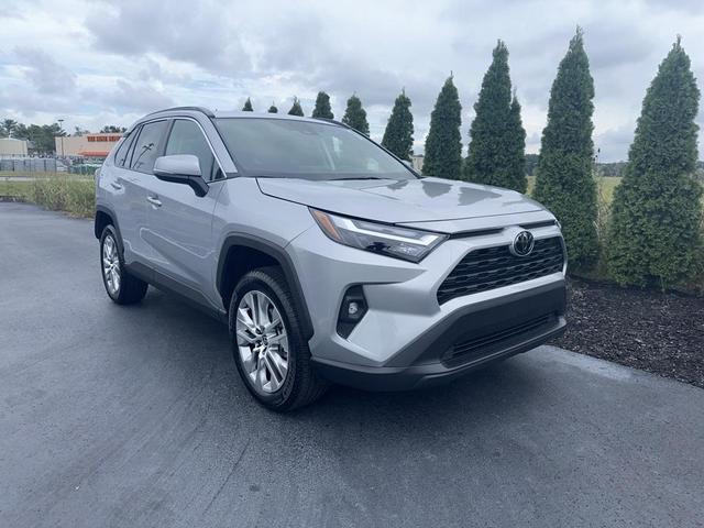 2024 toyota rav4 xle premium