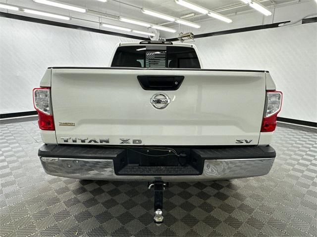 2017 nissan titan xd sv