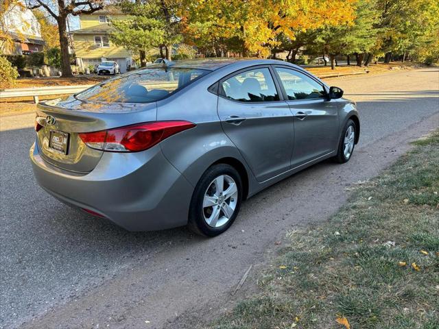 2011 hyundai elantra gls