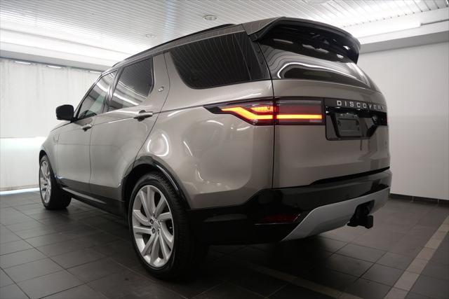 2023 land rover discovery p360 metropolitan edition