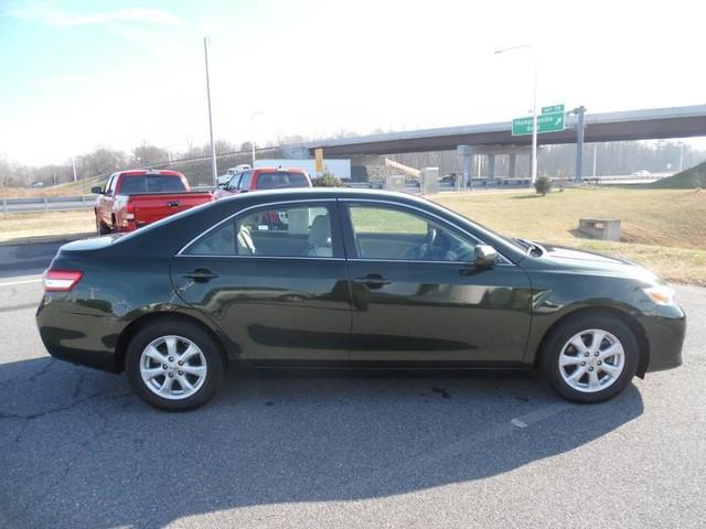 2011 toyota camry se se 4dr sedan 6a for sale in milford, delaware