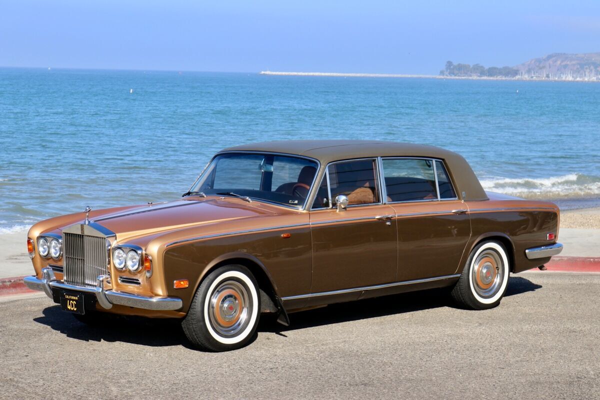 36k miles. 1972 rolls royce silver shadow long wheel base. excellent condition