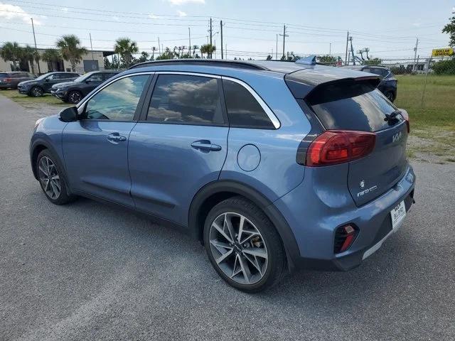 2022 kia niro touring se