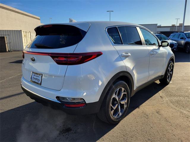 2022 kia sportage lx