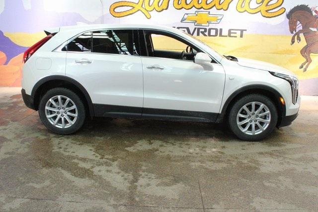 2022 cadillac xt4 luxury