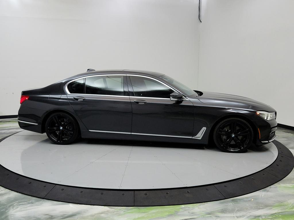 2017 bmw 7-series 740xi