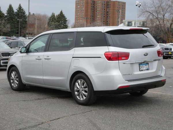 2020 kia sedona in milwaukee, wisconsin