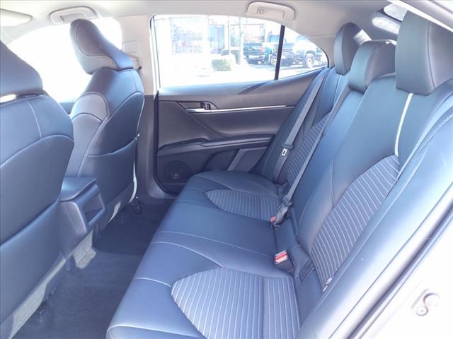 2020 toyota camry se nightshade