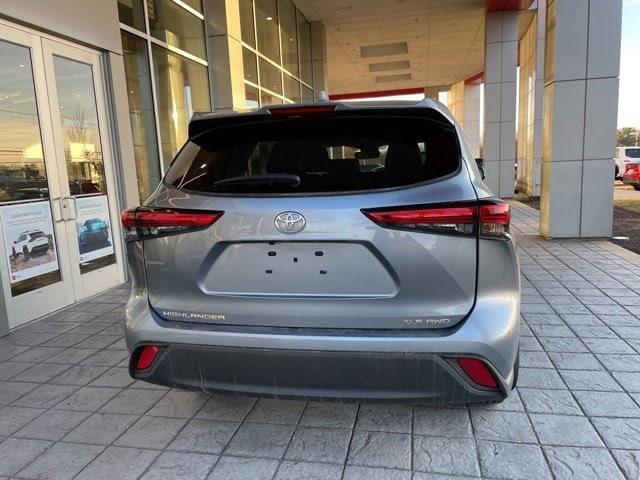 2023 toyota highlander xle
