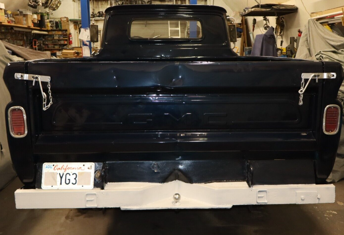 1963 gmc 4x4 k10 k1000 pickup truck. runs & drives nicely. unmodified