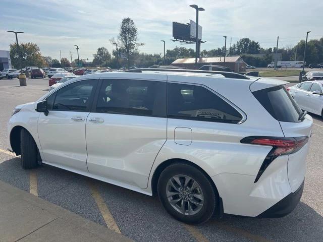 2022 toyota sienna xle 7 passenger