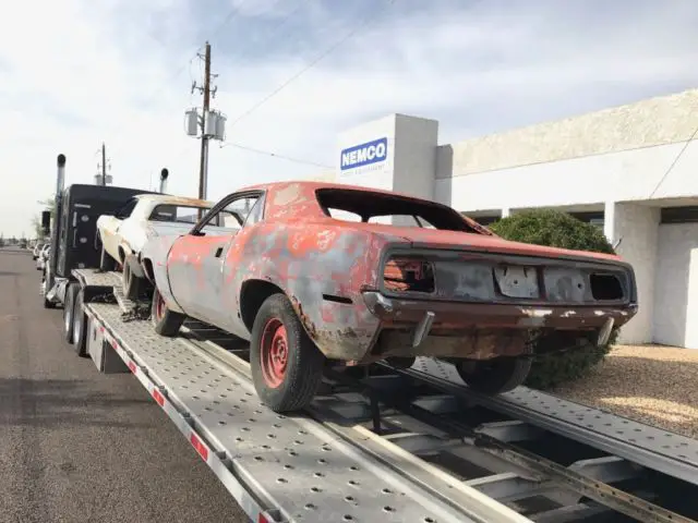 1970 cuda 4 speed car