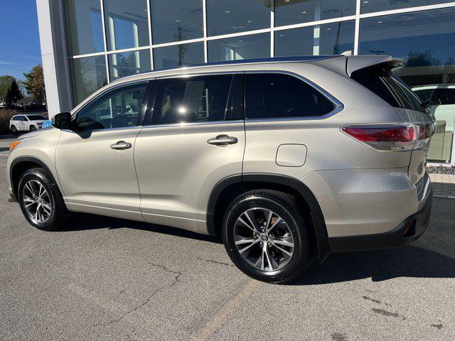 2016 toyota highlander xle