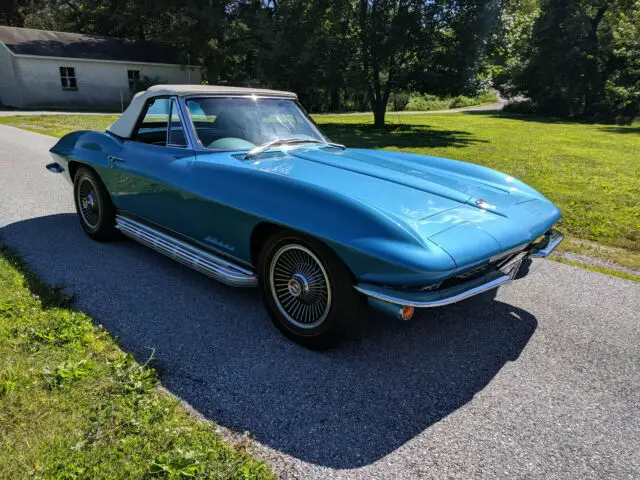 1967 chevrolet corvette convertible, beautiful car, runs great !!
