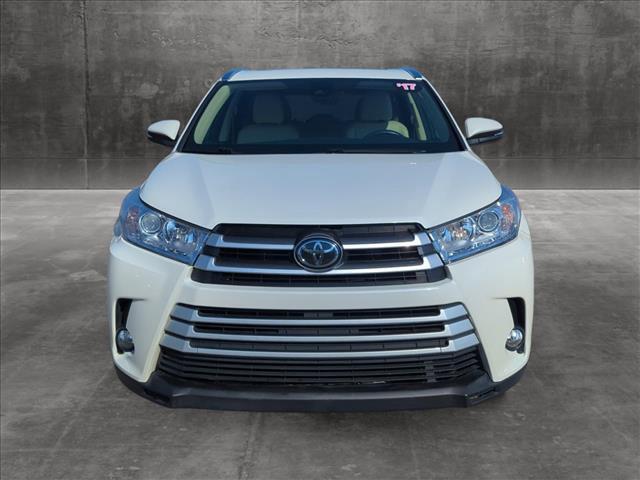 2017 toyota highlander xle