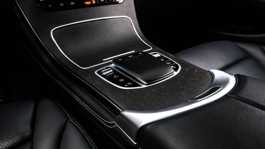 2021 Mercedes-Benz GLC