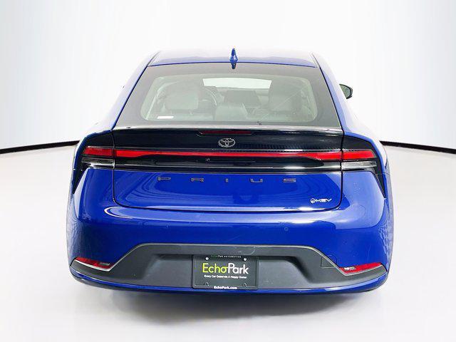 2023 toyota prius le
