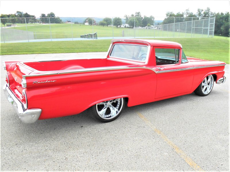 ford ranchero custom pickup