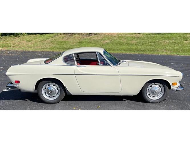 1968 volvo p1800e in west chester, pennsylvania
