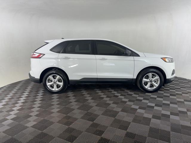 2023 ford edge se