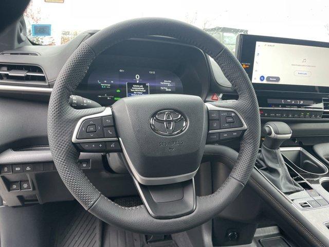 2025 toyota sienna limited