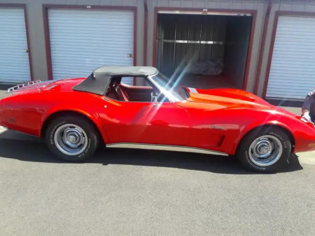 1974 chevrolet corvette stingray convertible - perfect for fun summer drives!