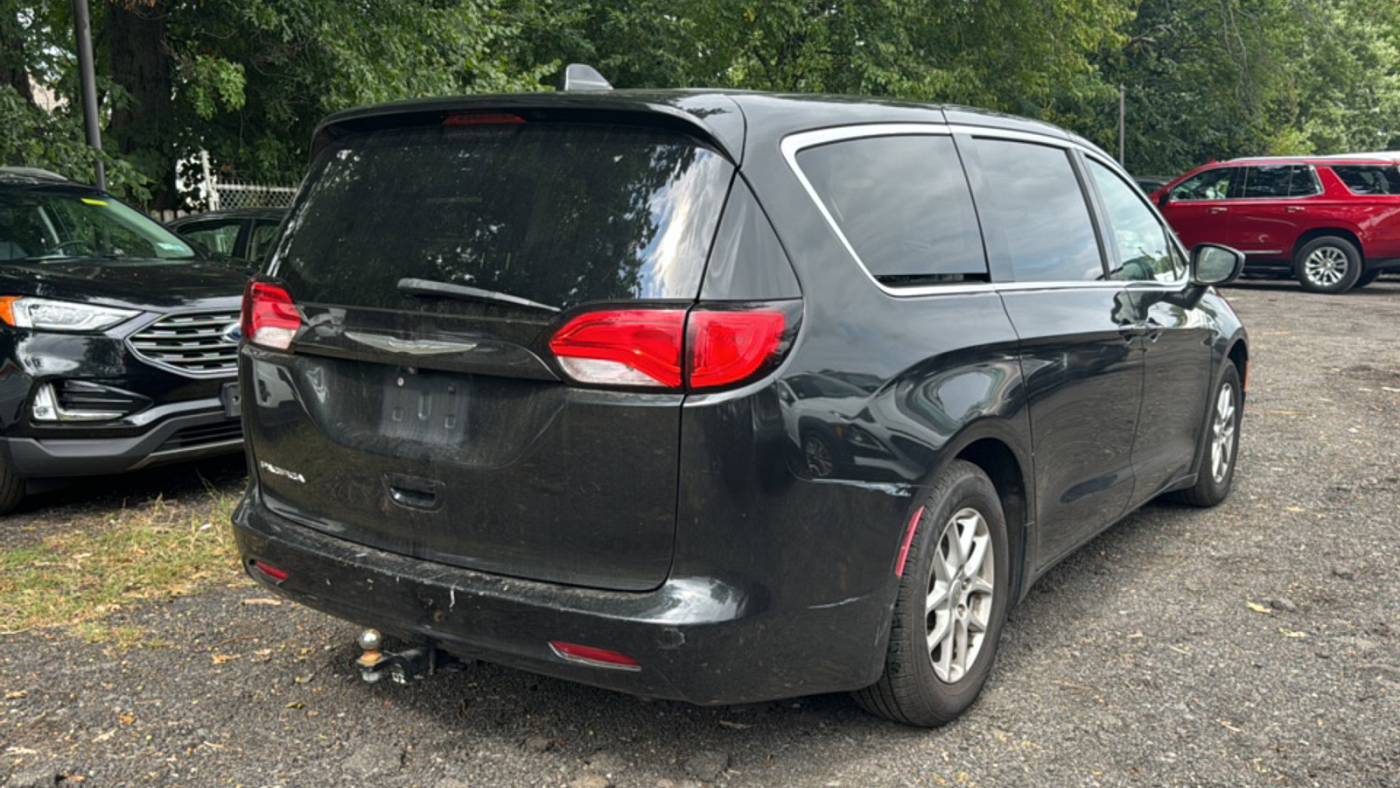 2017 chrysler pacifica touring