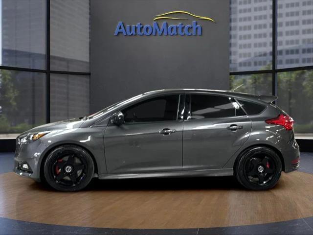 2017 ford focus st st