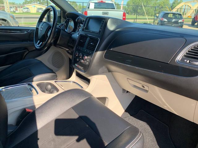2019 dodge grand caravan sxt