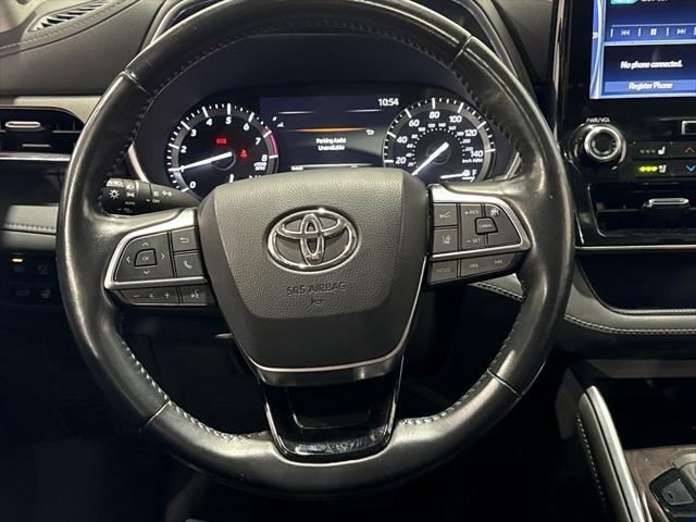 2021 toyota highlander limited
