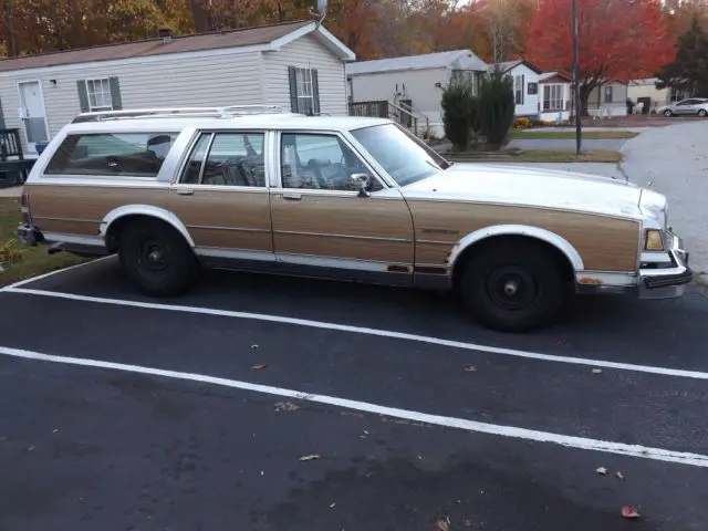 1990 buick estate wagon - tagged & driving project car - last square body rwd !!