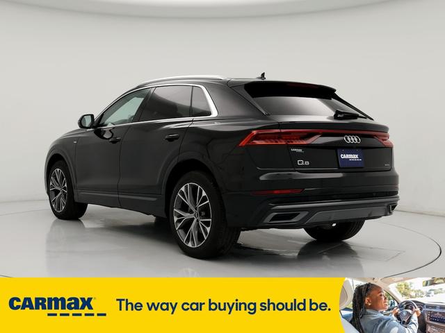 2022 audi q8 premium plus