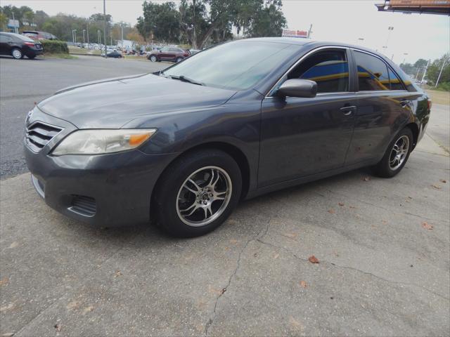 2010 toyota camry le