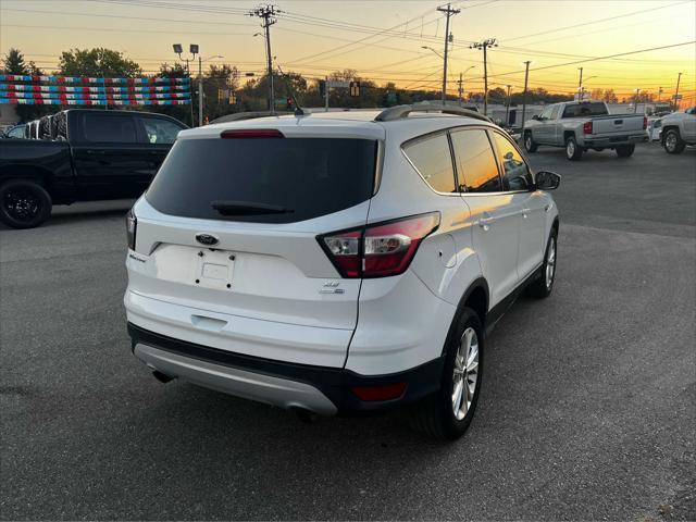 2018 ford escape se