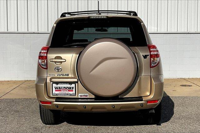 2010 toyota rav4 base