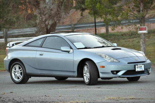 2004 toyota celica gt 2dr hatchback