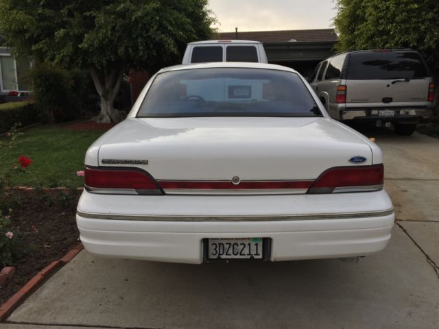 1994 ford crown victoria 4d sedan