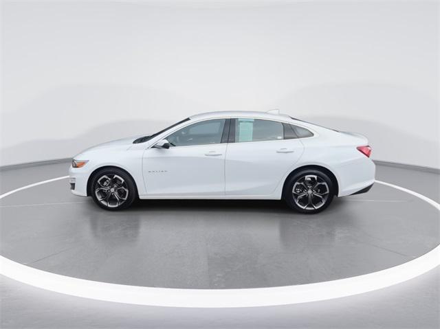 2022 chevrolet malibu fwd lt