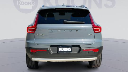 2023 Volvo XC40
