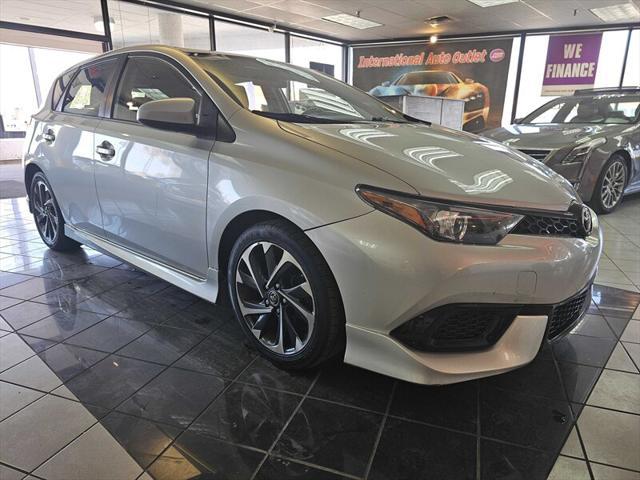 2018 toyota corolla im base