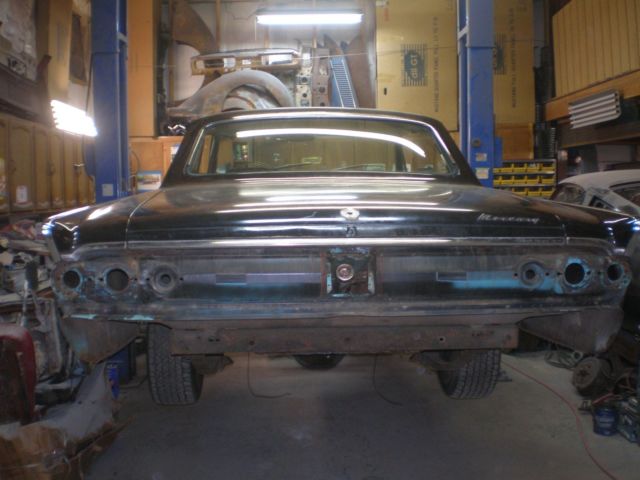 1964 mercury marauder 4dr. fastback hardtop body