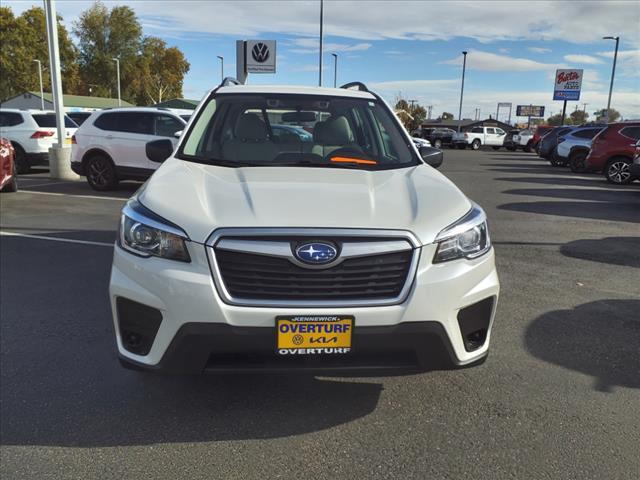 2020 subaru forester base
