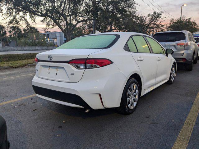 2022 toyota corolla le