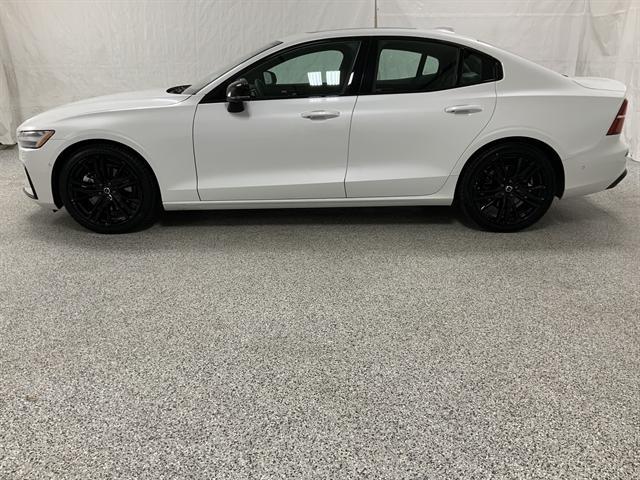 2024 volvo s60 b5 plus black edition