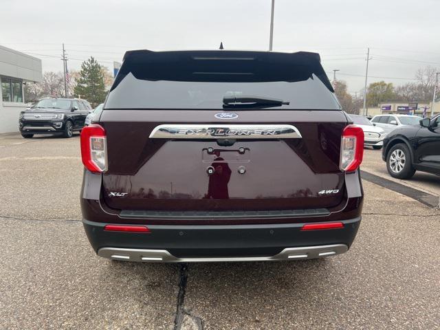2022 ford explorer xlt