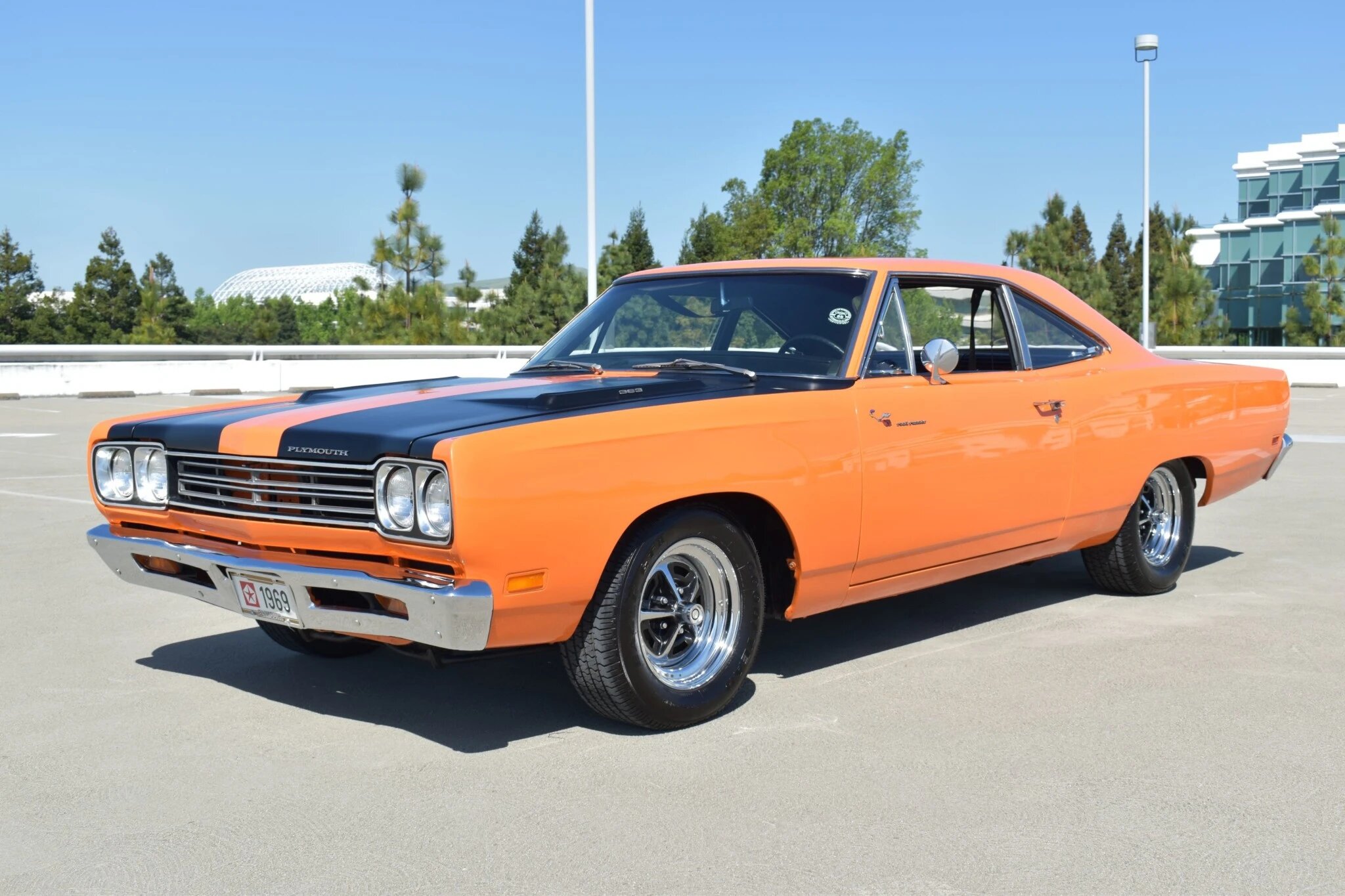 plymouth road runner