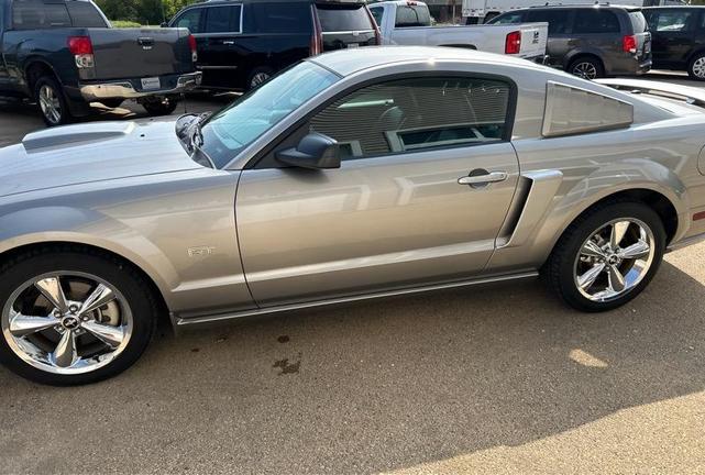 2008 ford mustang gt