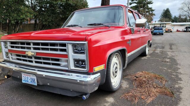 1986 chevrolet c10 suburban red rwd automatic