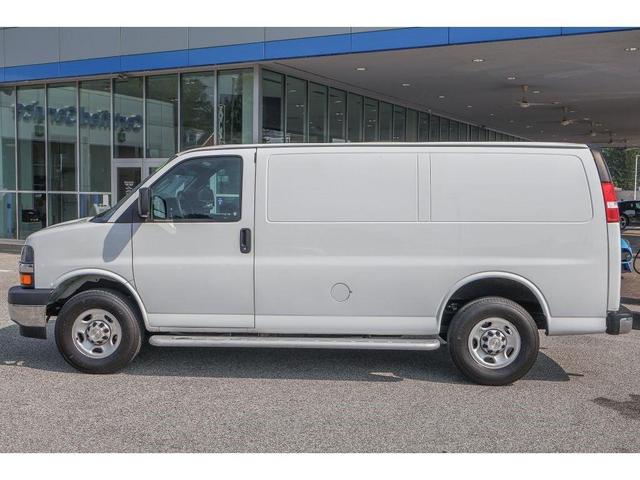 2022 chevrolet express 2500 work van